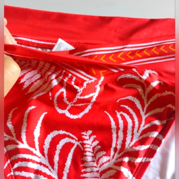 La Blanca NWOT Cross Over High Waist Bikini Swimsuit Bottom. Size 16 - Picture 9 of 13